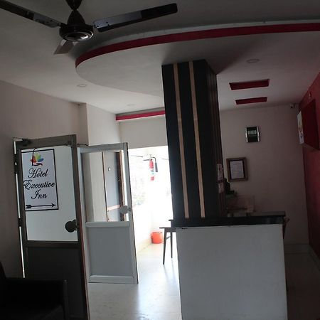 Hotel Executive Inn Hailakandi Buitenkant foto